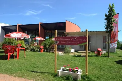 Jardin de l'établissement Camping Hurongues