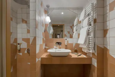 Salle de bains dans l'établissement Académie Hôtel Lyon