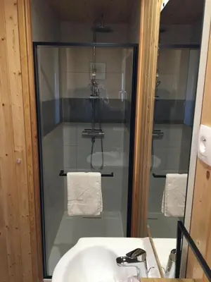 Salle de bains dans l'établissement Domaine des Epinettes