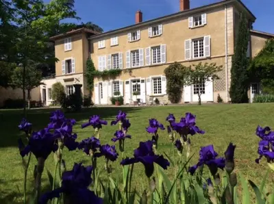 Jardin de l'établissement Le clos saint Genois
