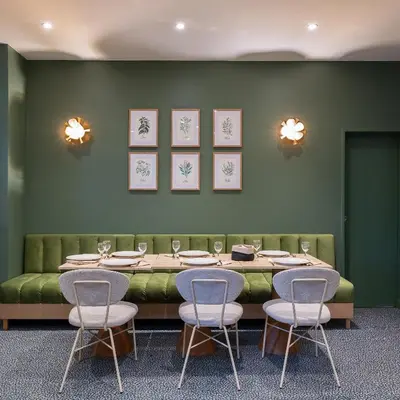 Coin salon dans l'établissement Hôtel Valpré
