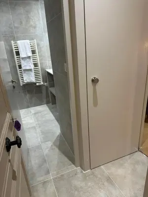 Salle de bains dans l'établissement Hotel Azur