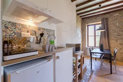 Cuisine ou kitchenette dans l'établissement Sur les hauteurs du Vieux Lyon