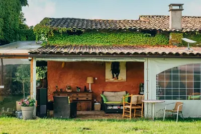 Jardin de l'établissement Une pause sur la colline