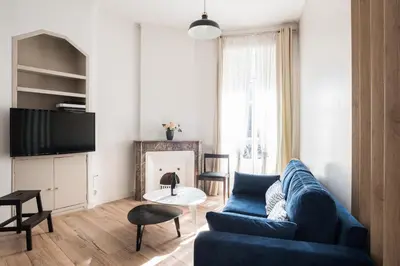 Télévision ou salle de divertissement dans l'établissement DIFY Joli - Place des Brotteaux