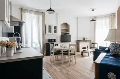 Cuisine ou kitchenette dans l'établissement DIFY Joli - Place des Brotteaux