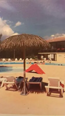 Piscine de l'établissement Mobil Home à Condrieu ou située à proximité