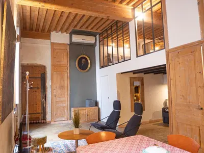 Coin salon dans l'établissement Loft coeur du Vieux Lyon