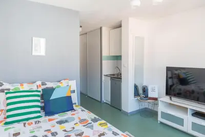 Télévision ou salle de divertissement dans l'établissement studio part dieu
