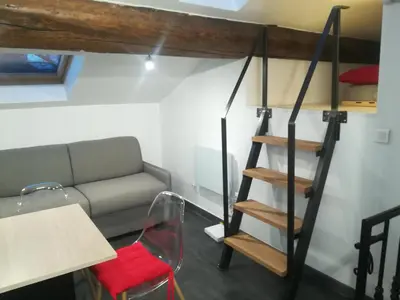 Coin salon dans l'établissement Lyon