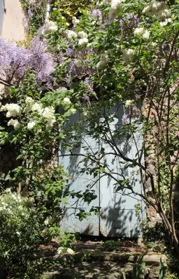Jardin de l'établissement l'Atelier de Saint-Just