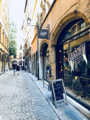 Quartier de l'appartement ou autre quartier proche