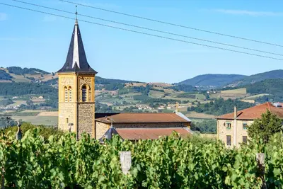 Vue générale sur la montagne ou vue sur la montagne depuis l'hôtel