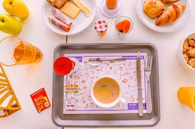 Nourriture dans l'hôtel ou à proximité