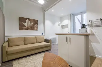 Cuisine ou kitchenette dans l'établissement Jusquà 6 personnes au coeur du Vieux Lyon