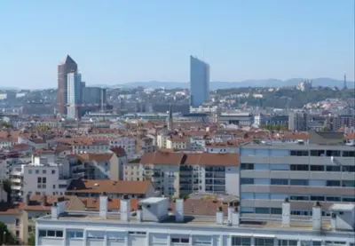 Vue générale sur Villeurbanne ou vue de la ville depuis l'appartement