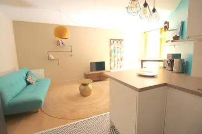 Cuisine ou kitchenette dans l'établissement Mon Appart A VILLON-MONPLAISIR