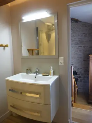 Salle de bains dans l'établissement Carpe Diem
