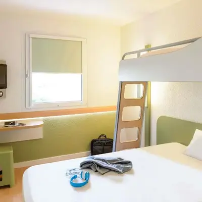 ibis budget Amberieu en Bugey/Chateau Gaillard A42