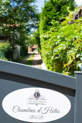 Jardin de l'établissement Lyon Mon Amour B&B