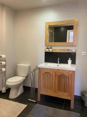 Salle de bains dans l'établissement Chambre d'Hôtes du Vieux Collonges