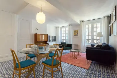 Coin salon dans l'établissement Strada - Furnished apartment - Downtown Lyon