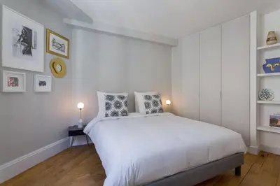 Un ou plusieurs lits dans un hébergement de l'établissement Strada - Furnished apartment - Downtown Lyon