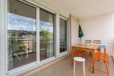 Balcon ou terrasse dans l'établissement Appartement Lyon Centre Confluence 100 m2 Parking Terrasses
