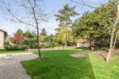 Jardin de l'établissement Maison Emeraude - Welkeys