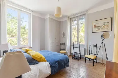Un ou plusieurs lits dans un hébergement de l'établissement Maison Emeraude - Welkeys