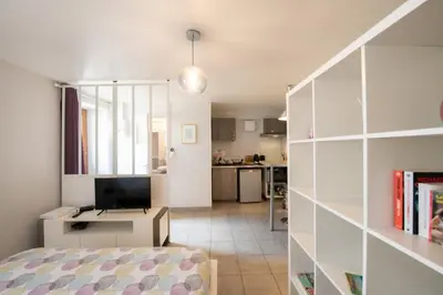 Cuisine ou kitchenette dans l'établissement Le cocon des Monts d'Or
