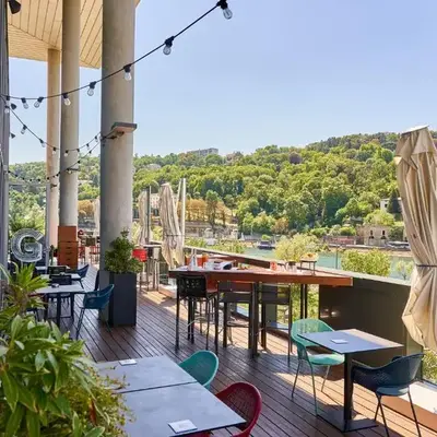 Novotel Lyon Centre-Confluence Bord de Saone