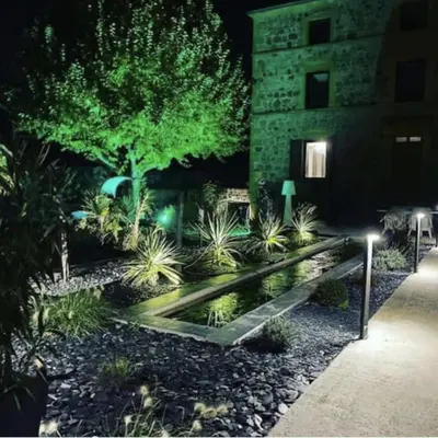 Jardin de l'établissement Sweet Dreams Jacuzzi