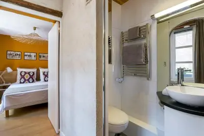 Un ou plusieurs lits dans un hébergement de l'établissement Havane - Furnished apartment - Downtown Lyon