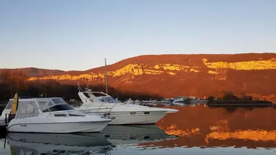 Paysage naturel près de le bateau