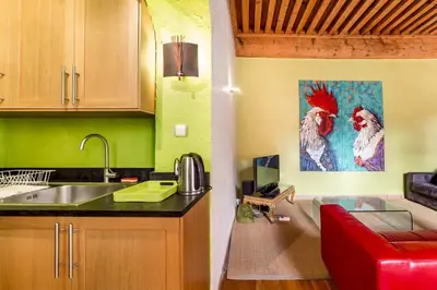 Cuisine ou kitchenette dans l'établissement All in Lyon | La Loge des Avocats du Vieux Lyon