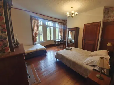 Un ou plusieurs lits dans un hébergement de l'établissement Chateau de Bonnevaux