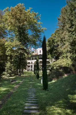 Jardin de l'établissement Hotel & Spa Le Pavillon