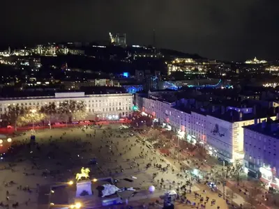 Vue générale sur Lyon ou vue de la ville depuis l'appartement