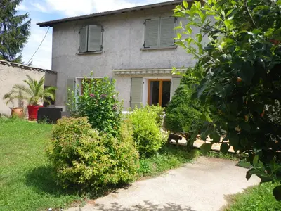 Jardin de l'établissement Chambres d'Hôtes Mado et Lulu