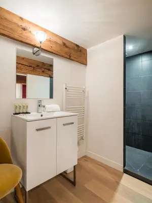 Salle de bains dans l'établissement Honorê - Suite Vaubecour