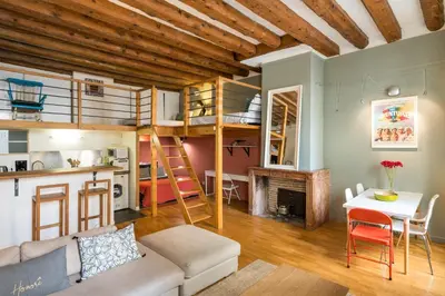 Cuisine ou kitchenette dans l'établissement Honorê - Suites Amboise