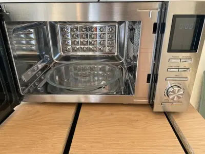 Cuisine ou kitchenette dans l'établissement Hôtel Brasserie Le Lion d'Or