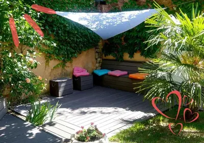 Jardin de l'établissement Le Relais de Montchat