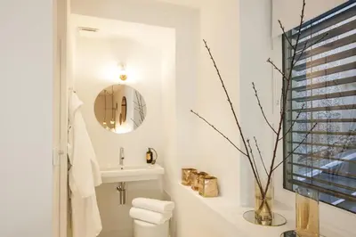 Salle de bains dans l'établissement MiHotel Comte