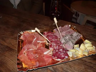 Nourriture dans l'hôtel ou à proximité