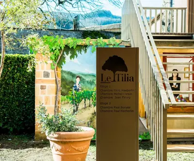 Vue générale sur la montagne ou vue sur la montagne depuis l'hôtel