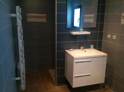 Salle de bains dans l'établissement Le Clos du Pontet