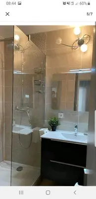 Salle de bains dans l'établissement Appartement Laurent Bonnevay