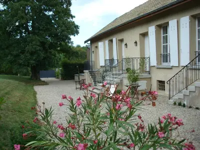 Jardin de l'établissement Les Communs du Manoir